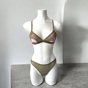 6IXTY 8IGHT BRA PANTY SET 36B MEDIUM